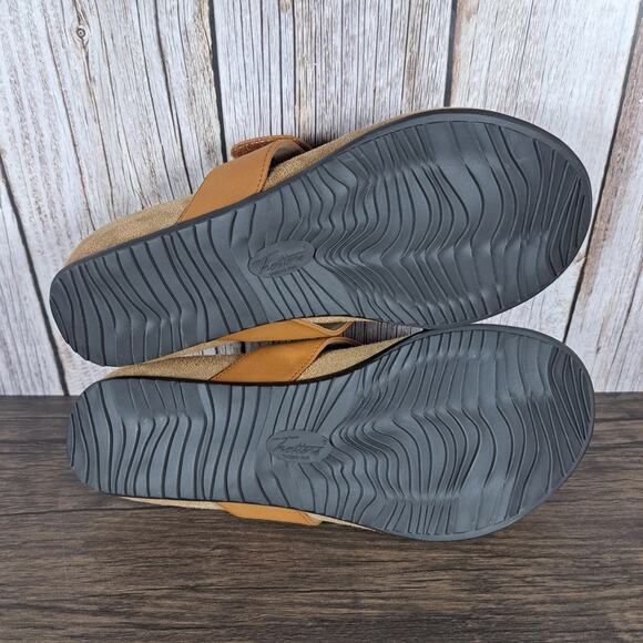 Trotters Petaluma Thong Sandals Women's Sz 8 M Tan (VGC) - Picture 7 of 8